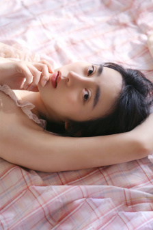 我穿开裆裤的老公突然跟我打招呼