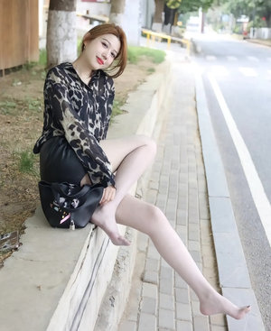 三年成全免费观看大全第5集在线播放